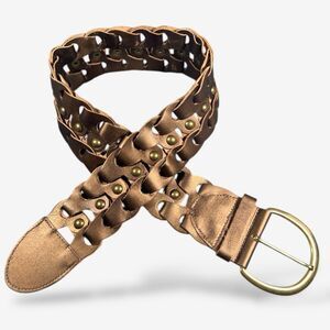 Betsey Johnson Women's Leather Studded Western Belt – Brown/Antique Brass Buckle
